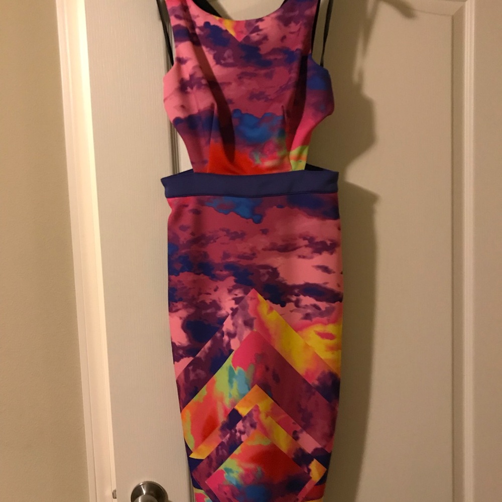Bebe Tye-dye Cut Out Back Dress
